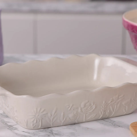 Mason Cash In the Meadow Medium Rectangular Baker
