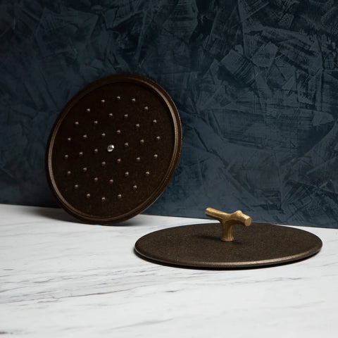 Nest Cast Iron Self-Basting Lid, 9"