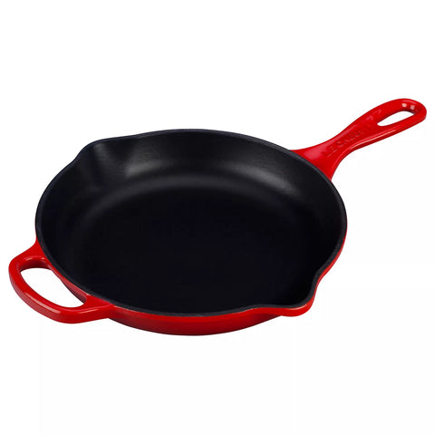 Le Creuset Signature Skillet, 9"