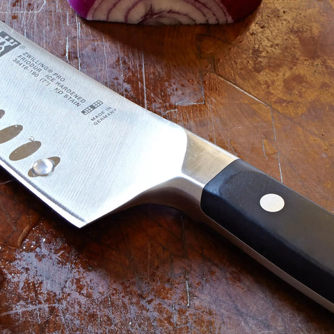 Zwilling J.A. Henckels Pro Rocking Santoku, 7"