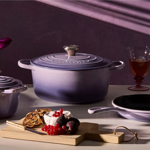 Le Creuset Signature Round Dutch Oven, 5.5 Qt.