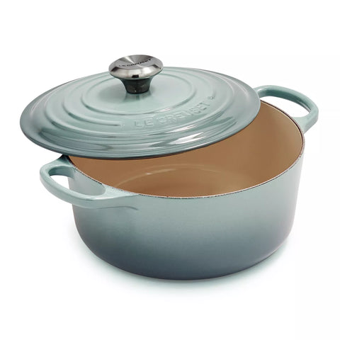 Le Creuset Signature Round Dutch Oven, 4.5 qt.