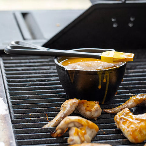 Lodge Basting Pot with Brush