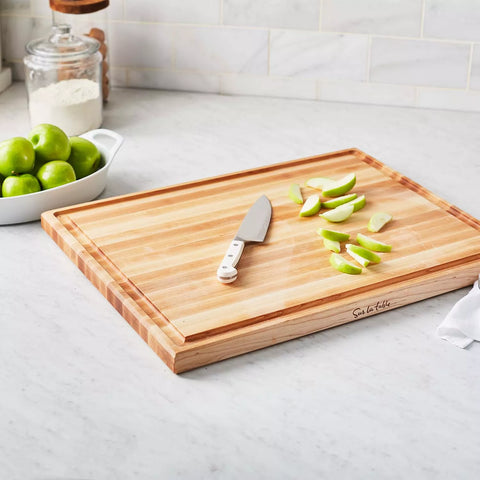 Zwilling J.A. Henckels Pro Le Blanc Slim Chef’s Knife, 7"
