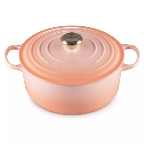 Le Creuset Signature Round Dutch Oven, 5.5 Qt.