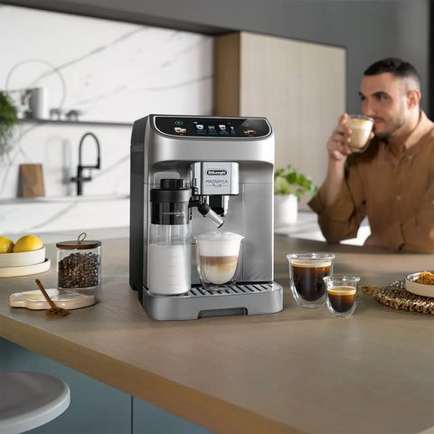 De'Longhi Magnifica Plus Fully Automatic Espresso Machine