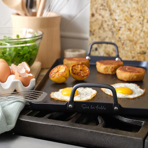 Sur La Table Carbon Steel Double Burner Griddle, 17" x 11"